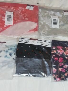 5 CACIQUE WOMEN'S PLUS COTTON HIPSTER SIZE  26-28